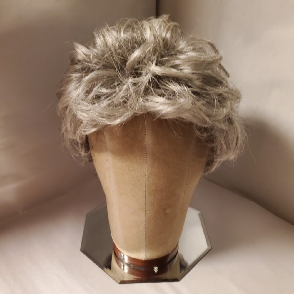 Short Gray Wig with Curls by Christine Jordan 51B